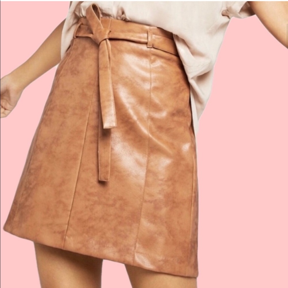 NWT BCBG Cognac Tan Faux Leather Waist Tie Mini Skirt Size‎ 2